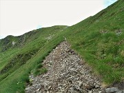 64 Sul sentiero di salita dal Passo di Tartano a Cima di Lemma